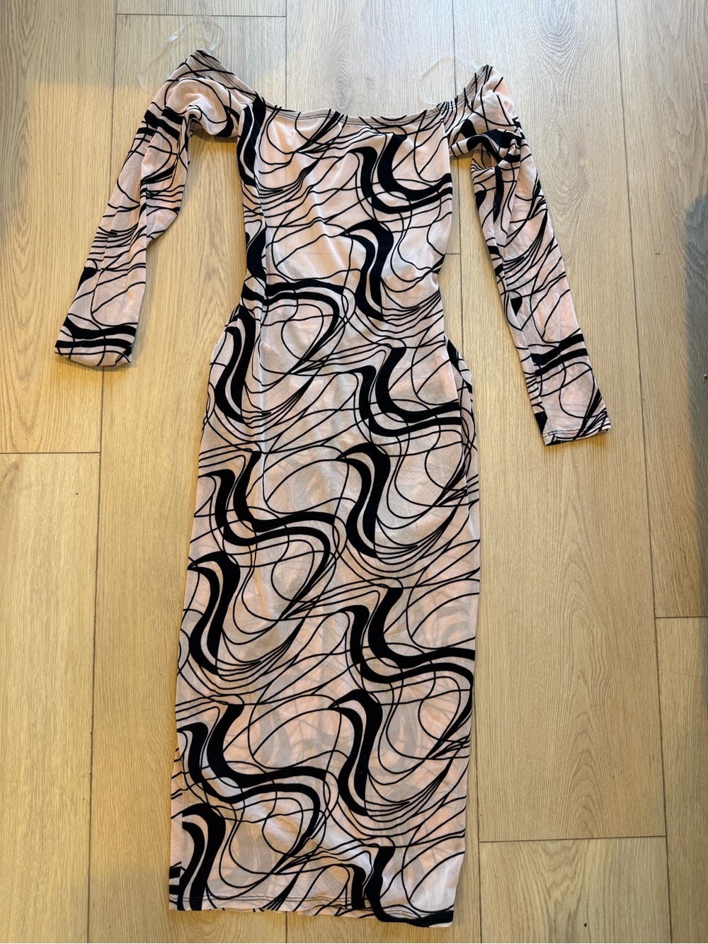Off-Shoulder Long Sleeve tan & Black Swirl Bodycon Dress